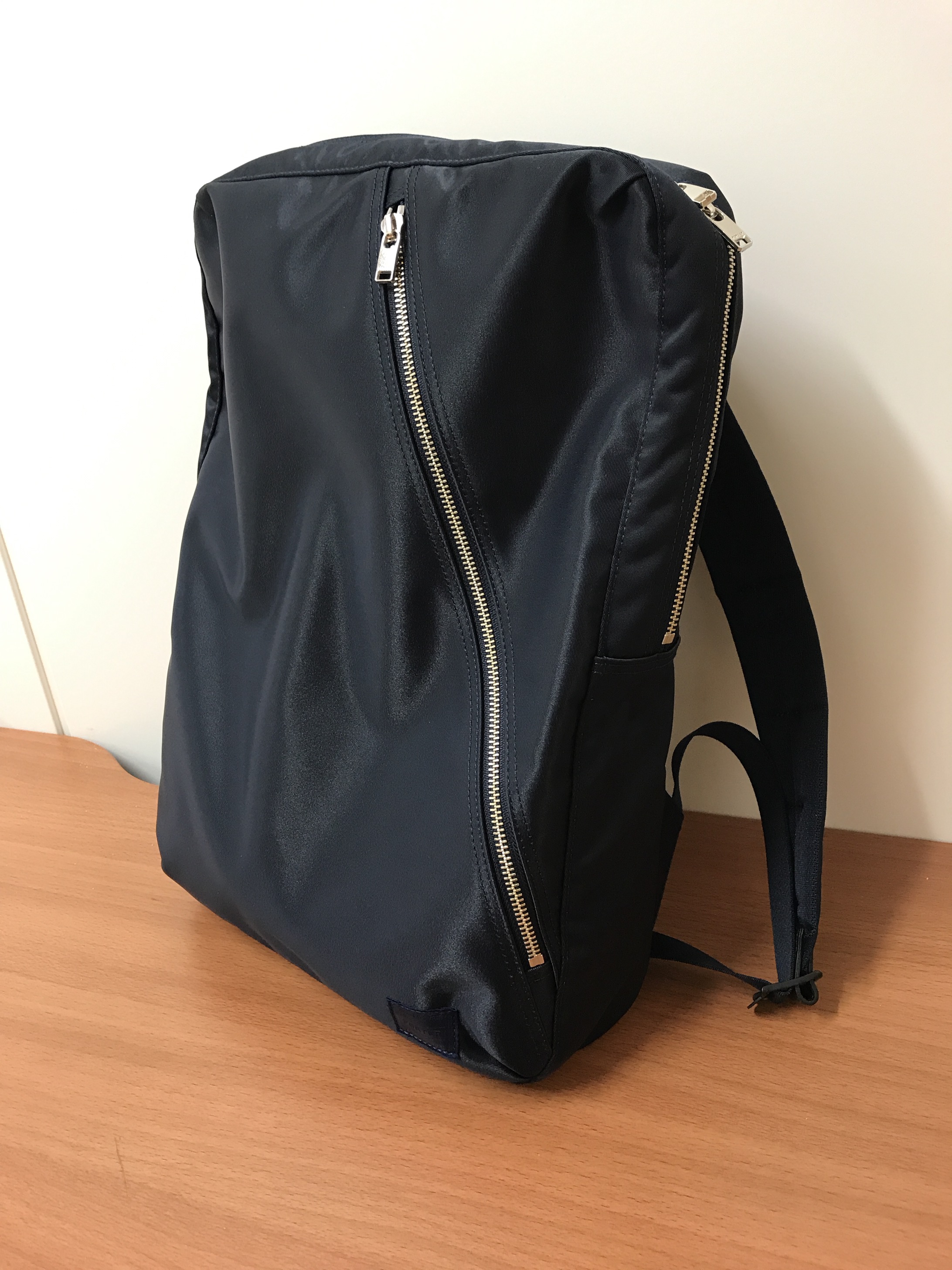 【大人気】PORTER LIFT DAY PACK 2層式 リュック